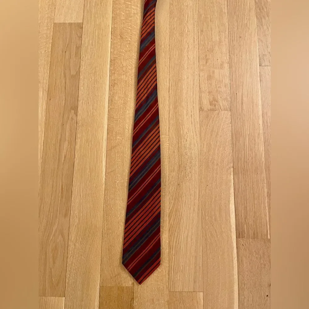 Valentino tie
